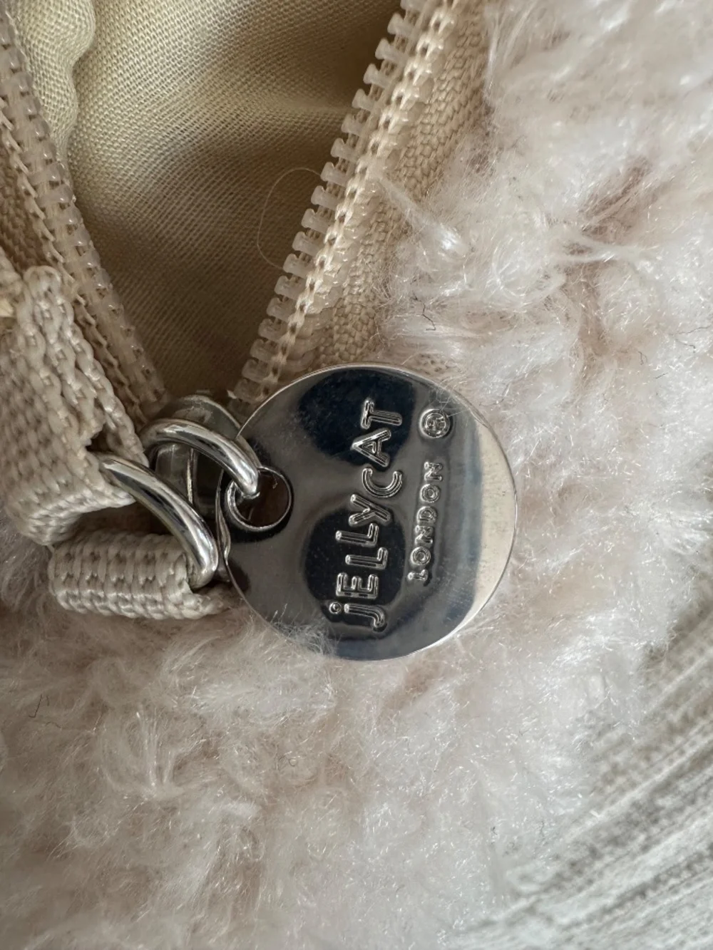 Jellycat fuzzy dog purse - Picture 4 of 4